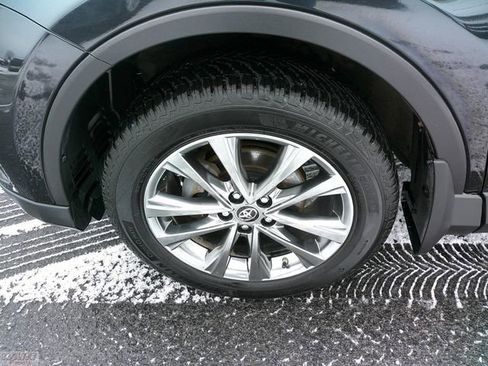 Used 2017 Toyota RAV4 Limited w/ Carpet Mat Package image 11