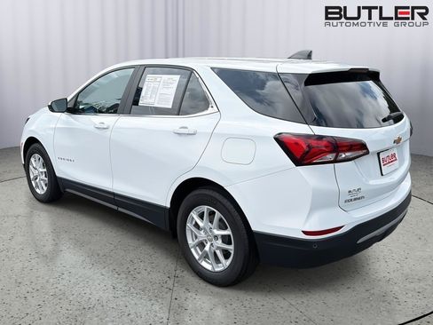 Used 2023 Chevrolet Equinox LT FWD image 4