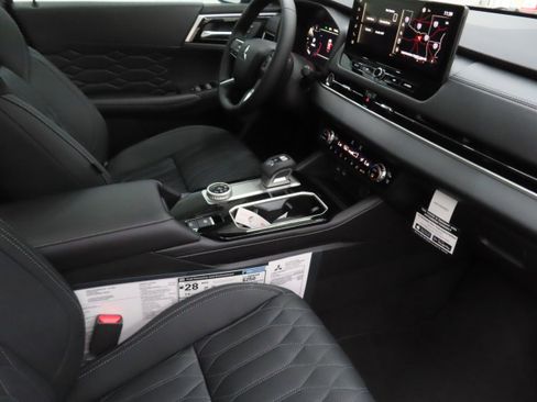New 2026 Mitsubishi Outlander SEL FWD image 25