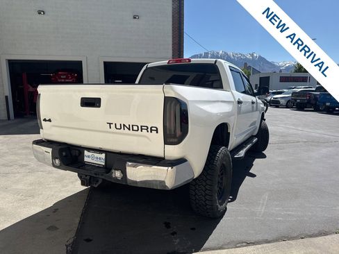 Used 2017 Toyota Tundra SR5 w/ SR5 Upgrade Package AWD/4WD image 7