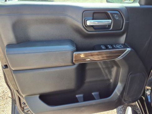Used 2019 Chevrolet Silverado 1500 LT AWD/4WD image 13