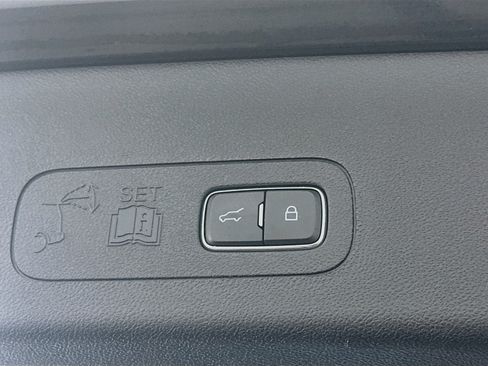 Used 2022 Lincoln Aviator Reserve w/ Equipment Group 201A AWD/4WD image 32