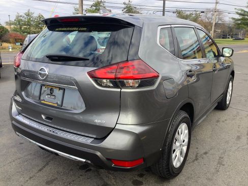 Used 2018 Nissan Rogue S image 7