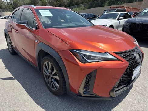 Used 2021 Lexus UX 250h F Sport AWD/4WD image 3