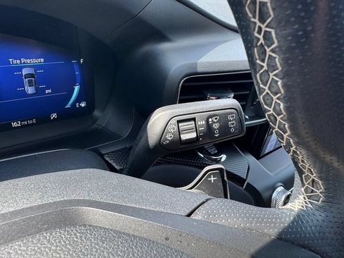 Certified 2020 Ford Explorer ST w/ Premium Technology Package AWD/4WD image 33