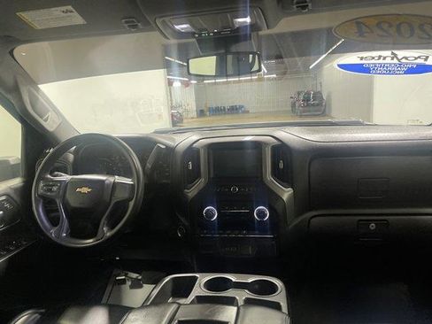 Used 2024 Chevrolet Silverado 2500 Custom w/ Custom Value Package AWD/4WD image 16