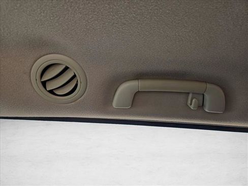 Used 2011 Toyota Sienna FWD image 16