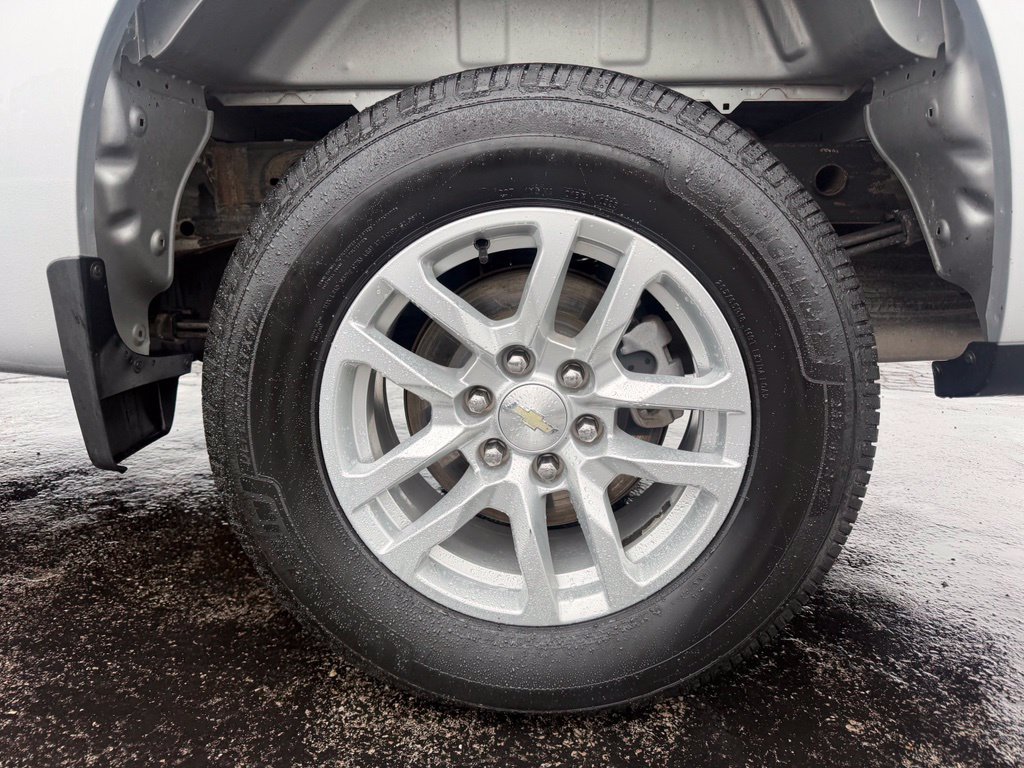 Used 2019 Chevrolet Silverado 1500 LT w/ All-Star Edition AWD/4WD image 13