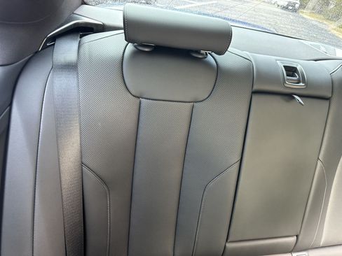 Used 2025 BMW M240i Coupe RWD image 38
