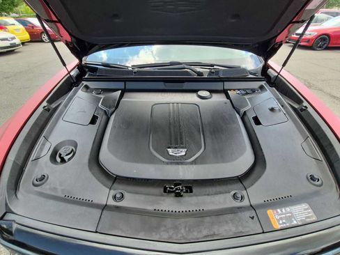 Used 2024 Cadillac Lyriq Luxury RWD image 14