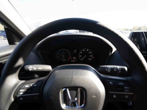 New 2026 Honda HR-V LX image 15