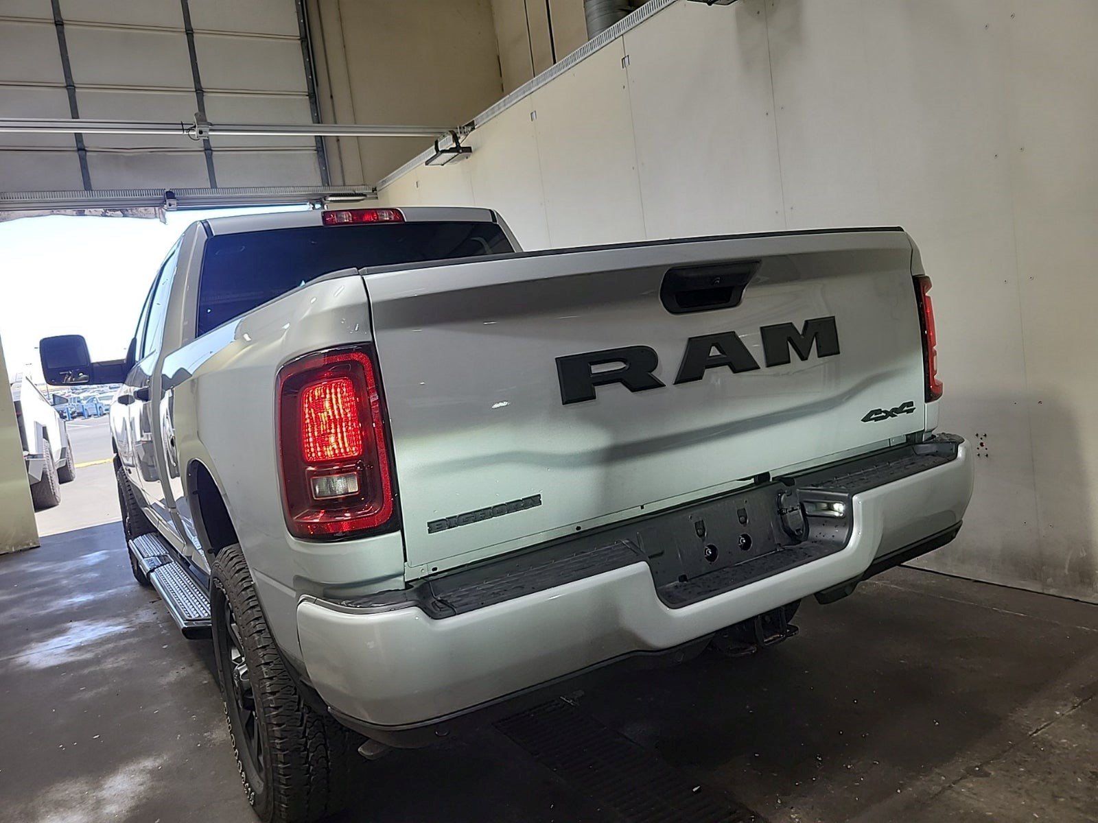 Used 2026 RAM 2500 Big Horn AWD/4WD image 4