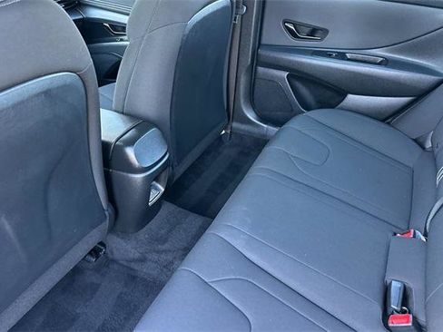 Certified 2025 Hyundai Elantra Sport image 12