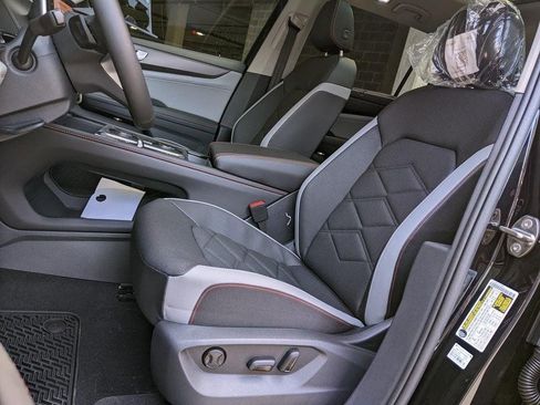 New 2026 Volkswagen Atlas Peak Edition image 11