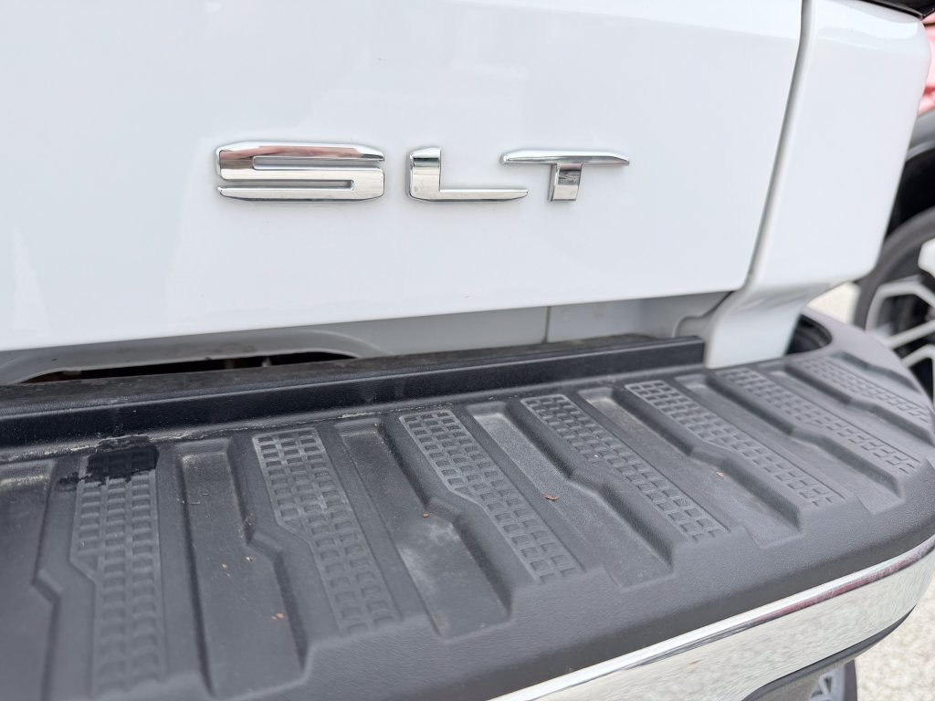 Used 2025 GMC Sierra 1500 SLT w/ SLT Premium Plus Package AWD/4WD image 27