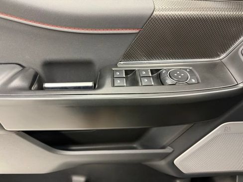Used 2025 Ford F150 Raptor AWD/4WD image 19