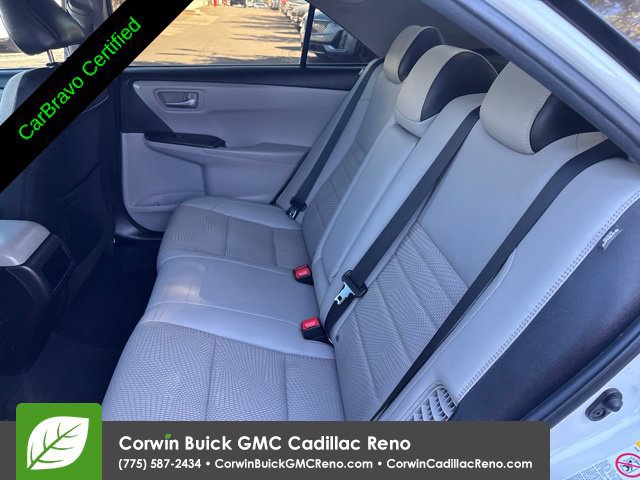Used 2016 Toyota Camry SE FWD image 29