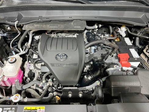 Certified 2024 Toyota Grand Highlander AWD image 27