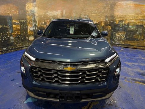 New 2026 Chevrolet Equinox LT image 2