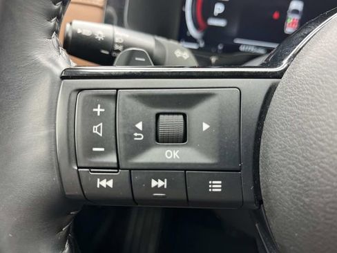 Certified 2024 Nissan Pathfinder Platinum w/ Cargo Package FWD image 34