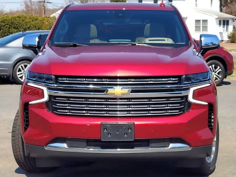 Used 2021 Chevrolet Tahoe Premier w/ Premium Package AWD/4WD image 2