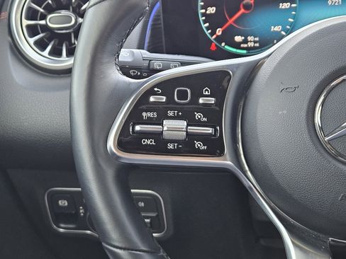 Certified 2023 Mercedes-Benz EQB 300 4MATIC image 28