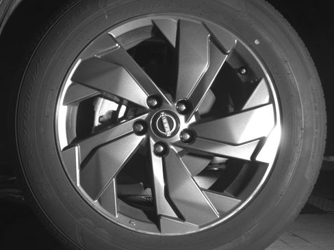 Used 2025 Nissan Rogue SV FWD image 12