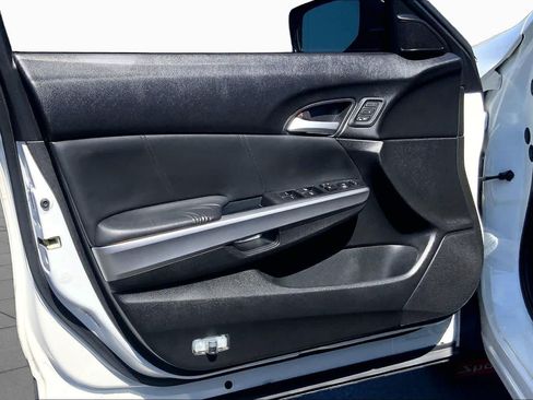 Used 2015 Honda Crosstour EX-L image 21