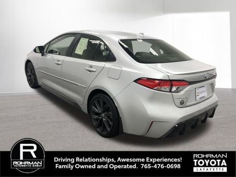 Used 2025 Toyota Corolla SE w/ SE Premium Package AWD/4WD image 5