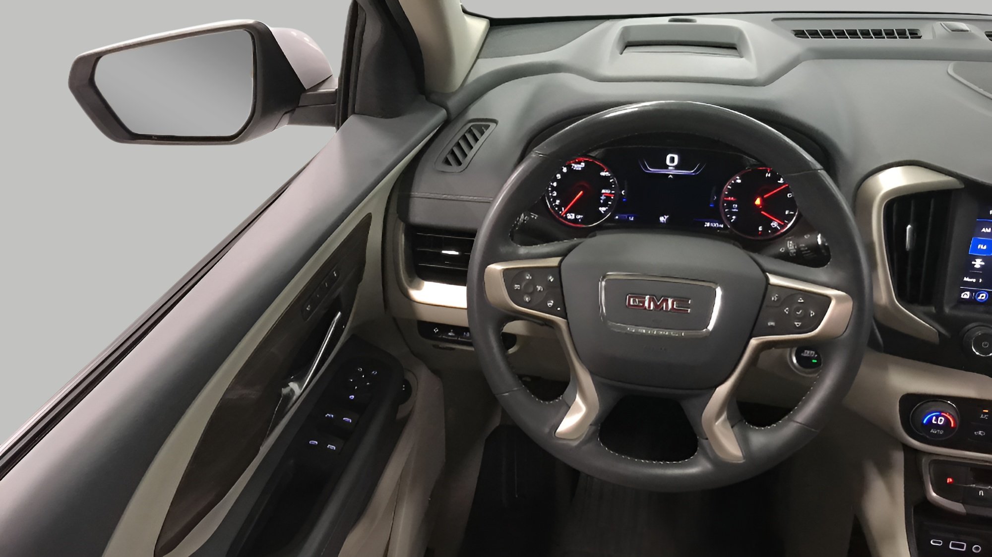 Used 2022 GMC Terrain Denali w/ Denali Premium Package AWD/4WD image 4