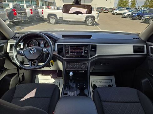 Used 2019 Volkswagen Atlas S w/ Towing Package image 3