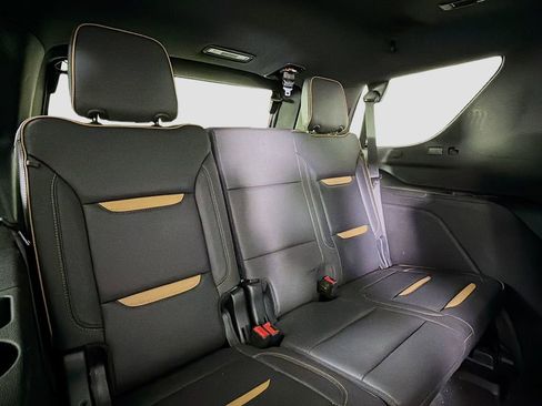 Used 2023 GMC Yukon AT4 image 31