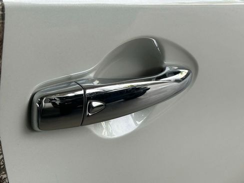 Used 2018 Nissan Murano S w/ Cargo Package image 17