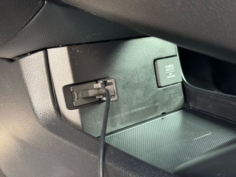 Used 2021 Honda Civic Sport image 31