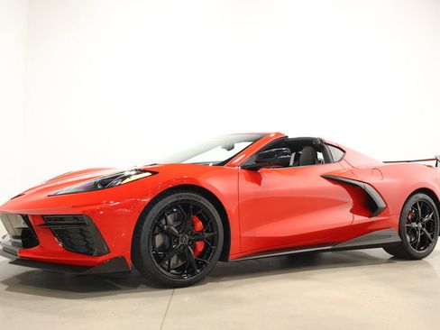 Used 2020 Chevrolet Corvette Stingray Premium Cpe w/ 3LT Preferred Equipment Group image 5