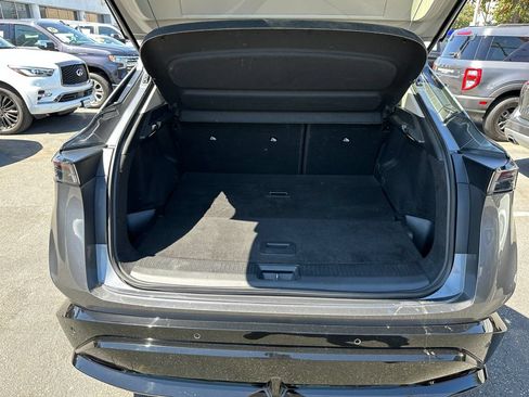 Used 2023 Nissan Ariya FWD image 20