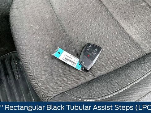 Certified 2024 Chevrolet Silverado 2500 Custom w/ Custom Value Package image 30