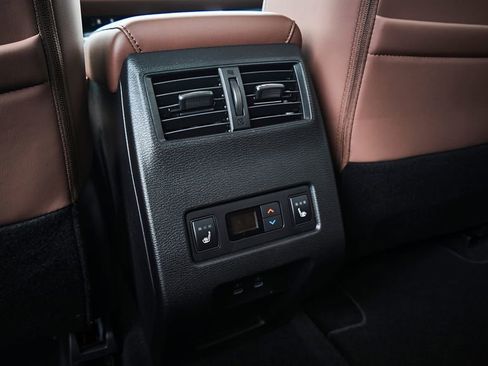 New 2026 Mitsubishi Outlander SEL FWD image 28