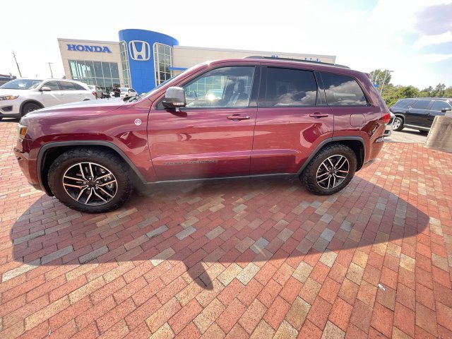 Used 2021 Jeep Grand Cherokee Trailhawk AWD/4WD image 28
