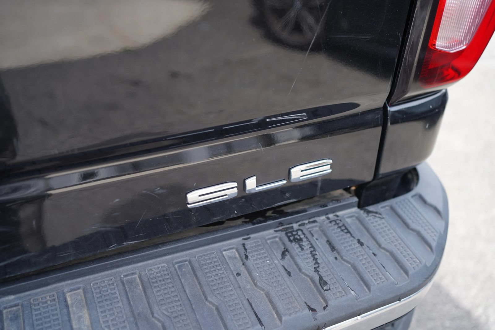 Used 2023 GMC Sierra 2500 SLE AWD/4WD image 30