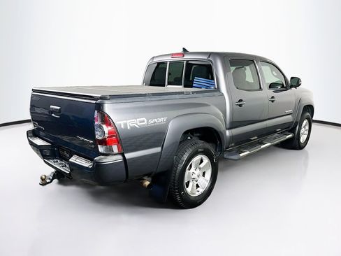 Used 2014 Toyota Tacoma PreRunner w/ TRD Sport Package RWD image 9