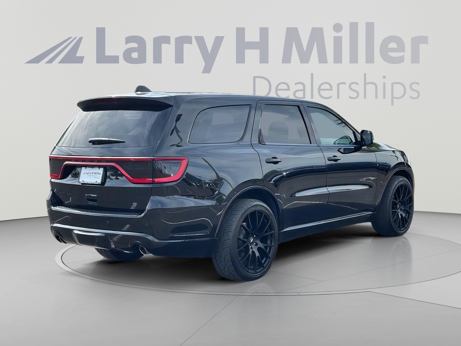 Used 2021 Dodge Durango R/T w/ Blacktop Package RWD image 6