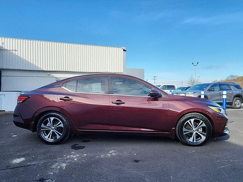 Used 2021 Nissan Sentra SV image 6