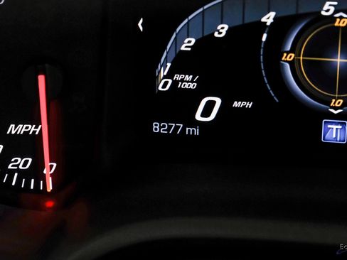 Used 2016 Chevrolet Corvette Z06 w/ 2LZ Preferred Equipment Group image 84