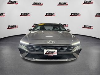 Used 2024 Hyundai Elantra SEL video 2