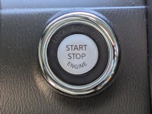 Used 2022 Nissan Armada SL image 14