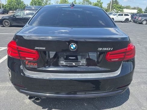 Used 2018 BMW 330i xDrive Sedan w/ Convenience Package AWD/4WD image 4