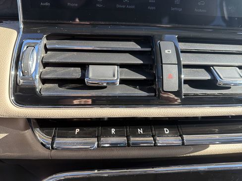 Certified 2022 Lincoln Navigator L Reserve image 26