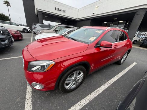 Used 2020 Mercedes-Benz GLA 250 image 2
