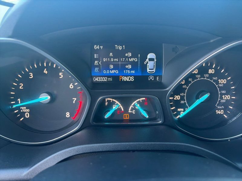 Used 2017 Ford Escape Titanium AWD/4WD image 20